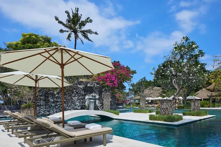 The Hyatt Advantage