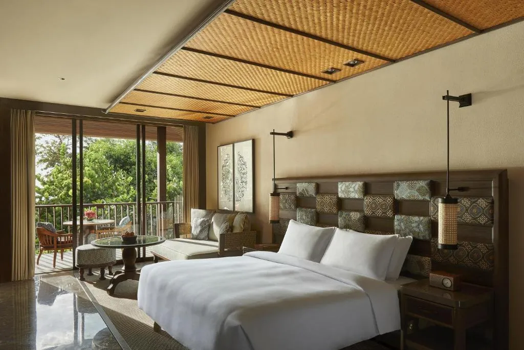 Deluxe / Ocean View Rooms