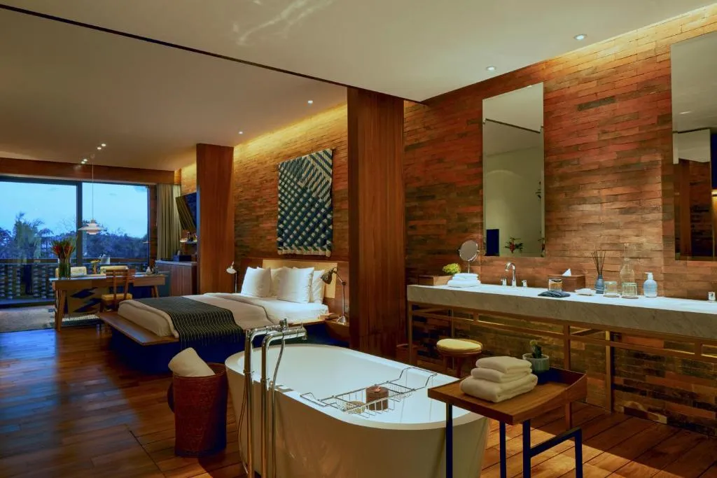 Family Suite — Potato Head Suites