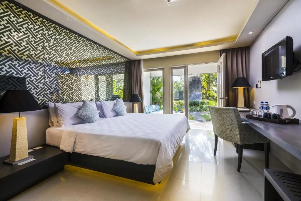 Garden Room / Bungalow — Lower Level
