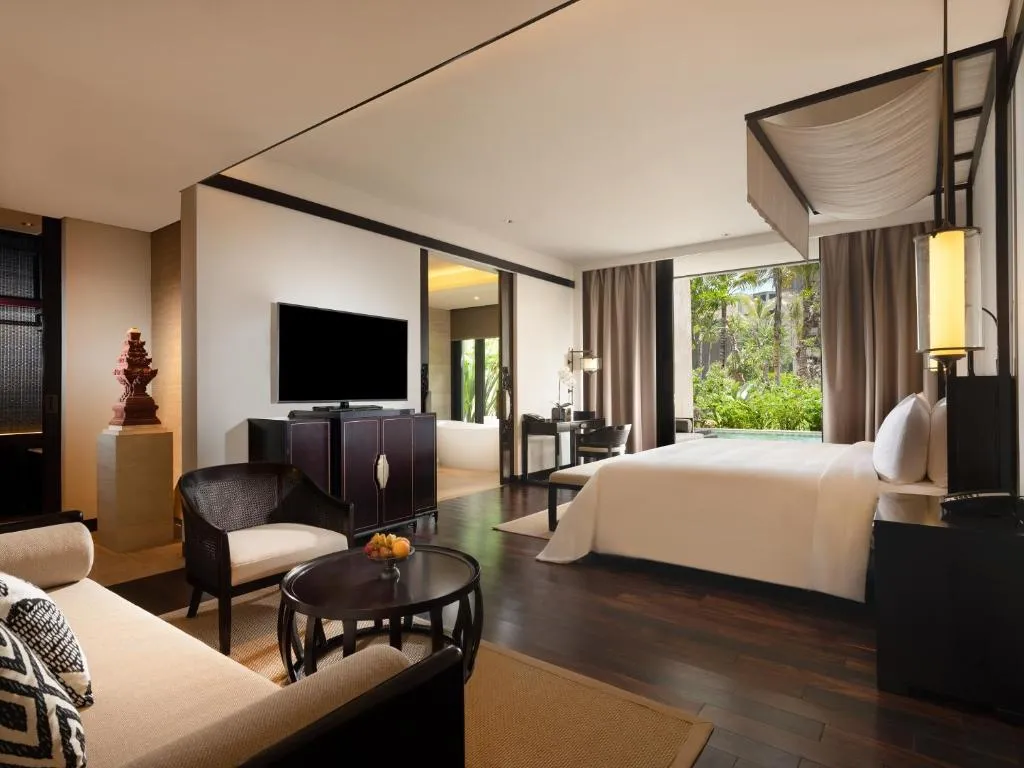 Grand Deluxe King Room / Grand Deluxe Lagoon Twin Room