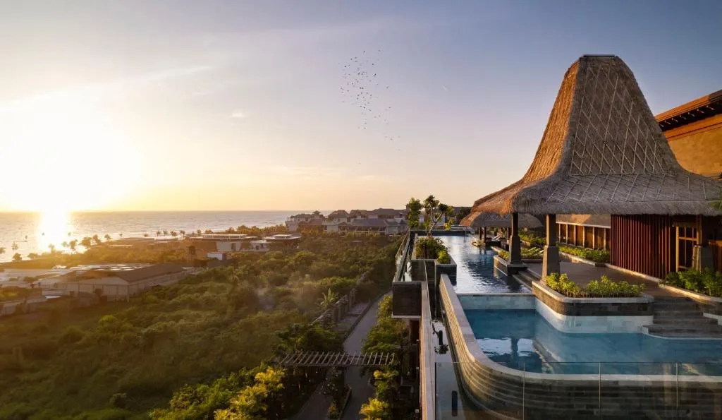 kids-pool-holiday-inn-resort-bali-canggu