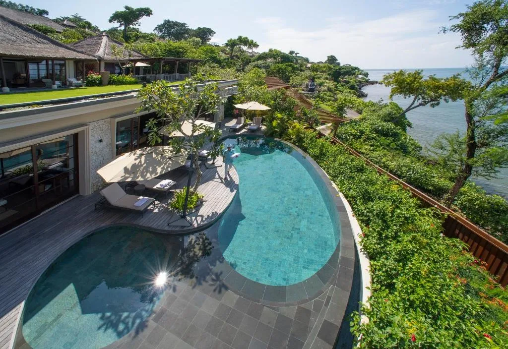 ocean-view-swimming-pool-four-seasons-bali-jimbaran-bay Four Seasons Resort Bali - Hotel Gallery