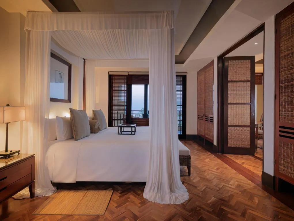 One-Bedroom Deluxe Suite — Ocean View