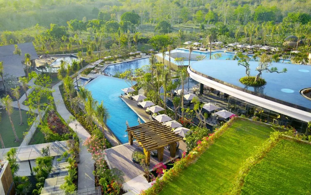 rimba-resort-pools-and-gardens-ayana-bali-jimbaran