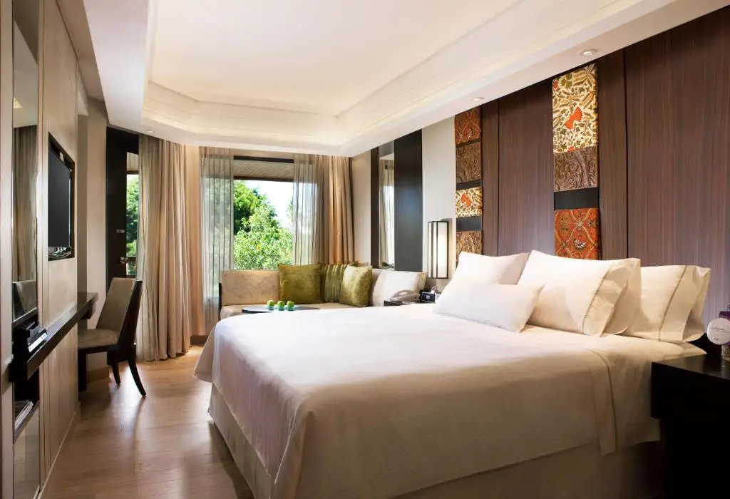 Westin Room 2