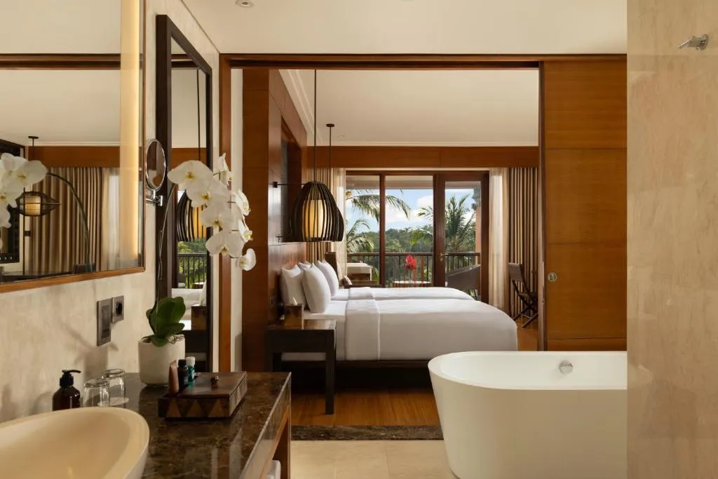 Family Premier Room — Guaranteed Connecting