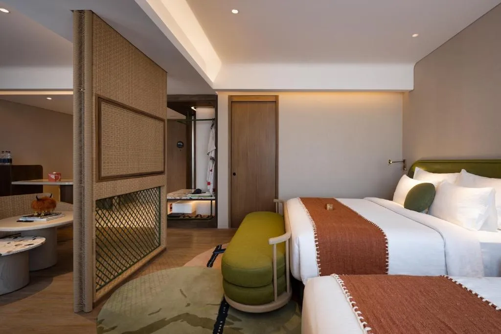 Imagi Lagoon & Oasis Suite