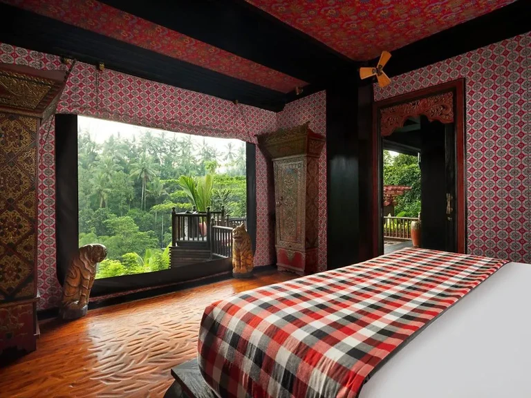 The Lodge