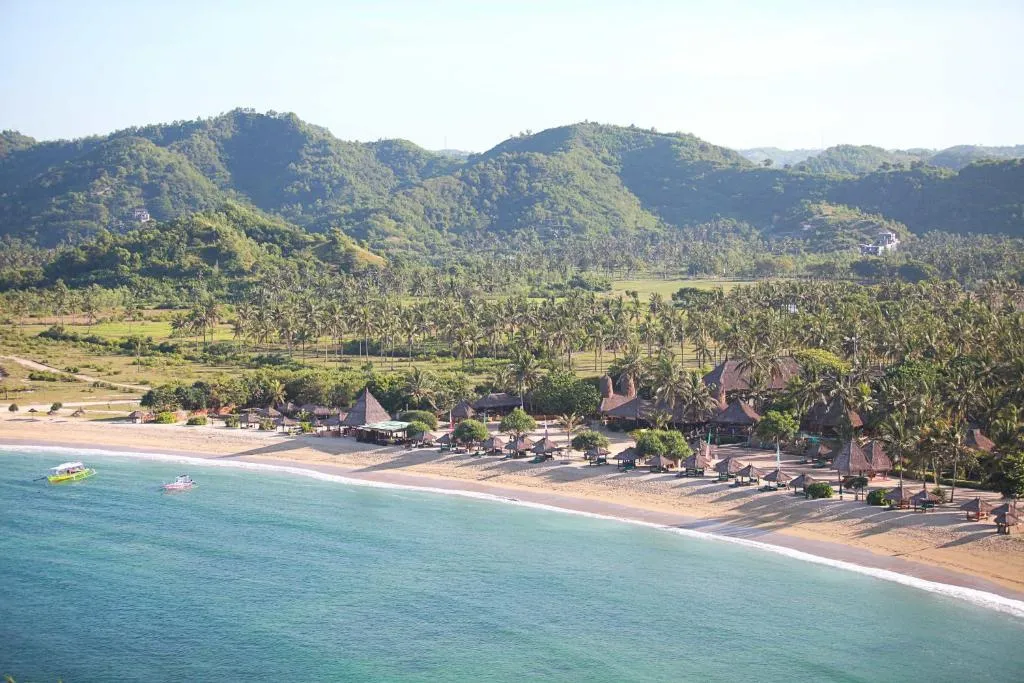 restaurant-dining-room-novotel-lombok-resort-villas